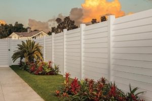 Lenox Semi-Private Horizontal Louvered